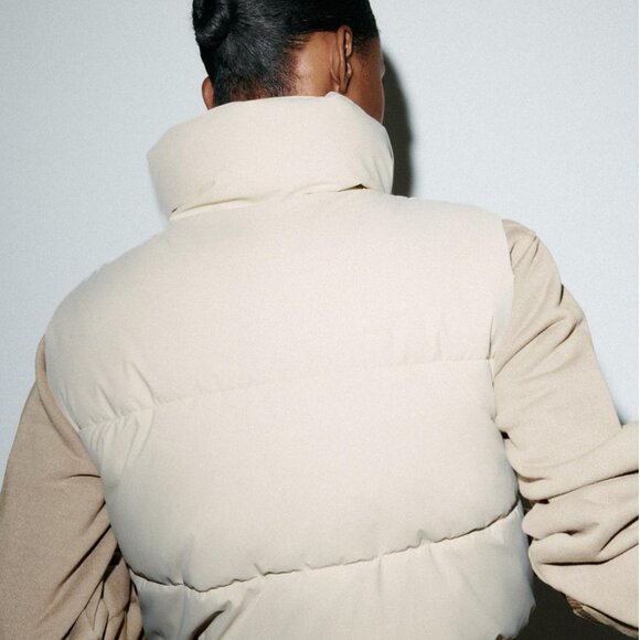COATED PUFFER VEST Zara XS - Picture 3 of 8